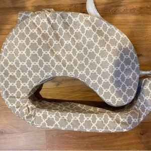 My Brest Friend Deluxe nursing pillow, used once
